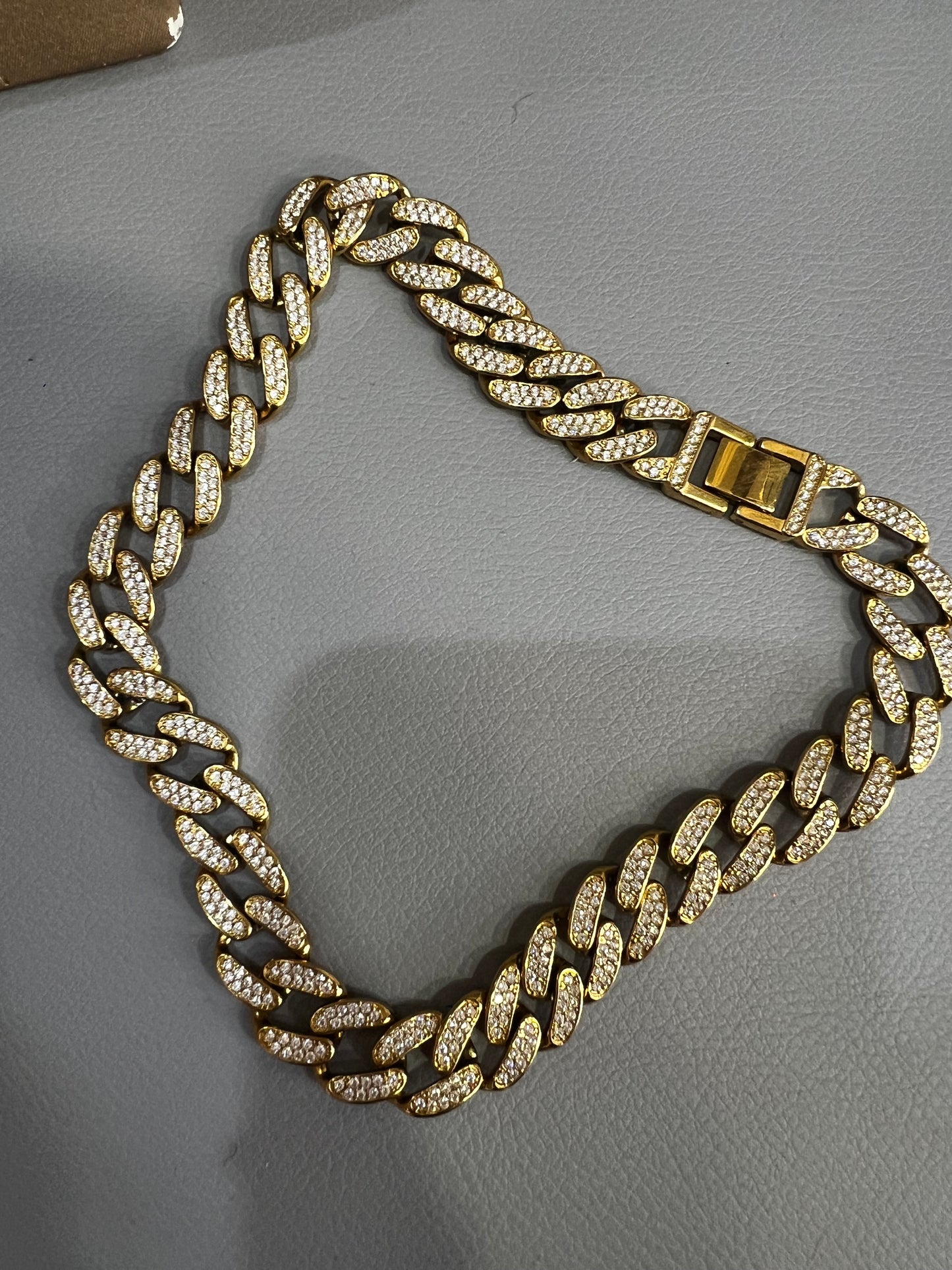 Collana groumette